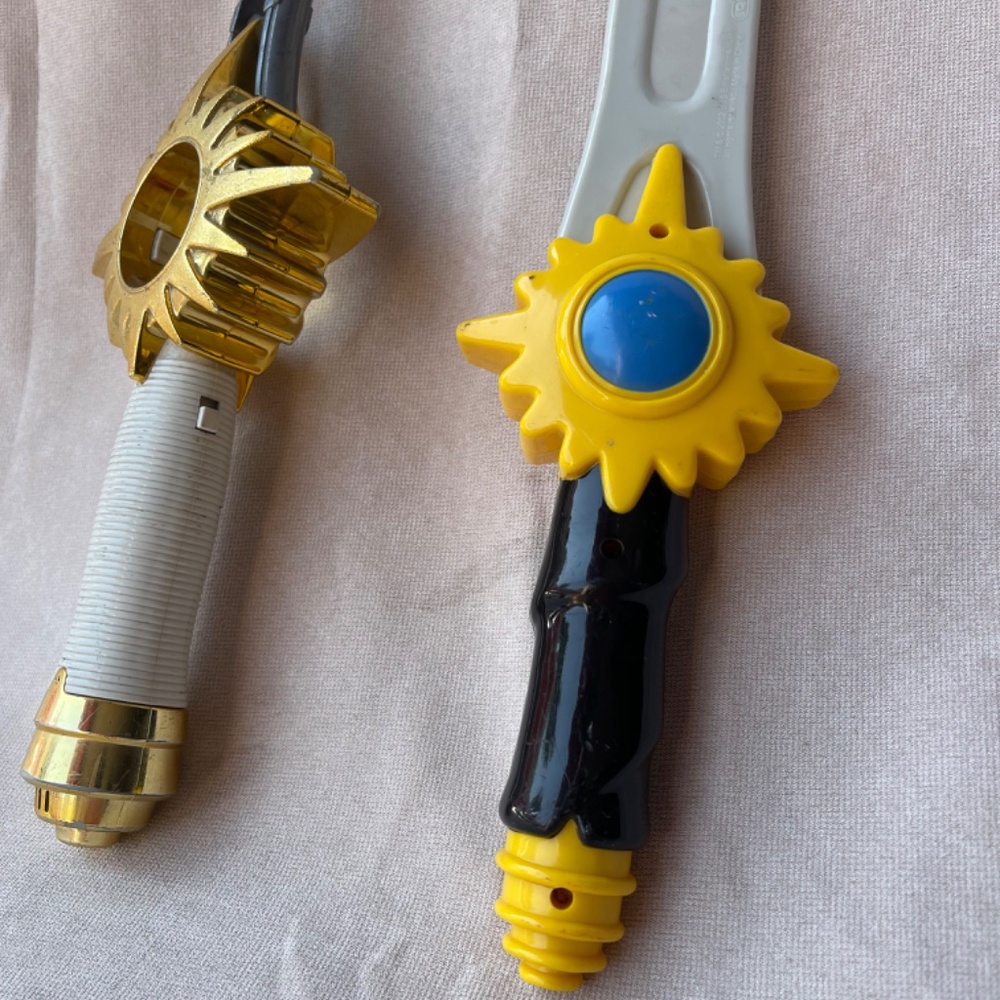 Power Rangers - Picture 2 of 5